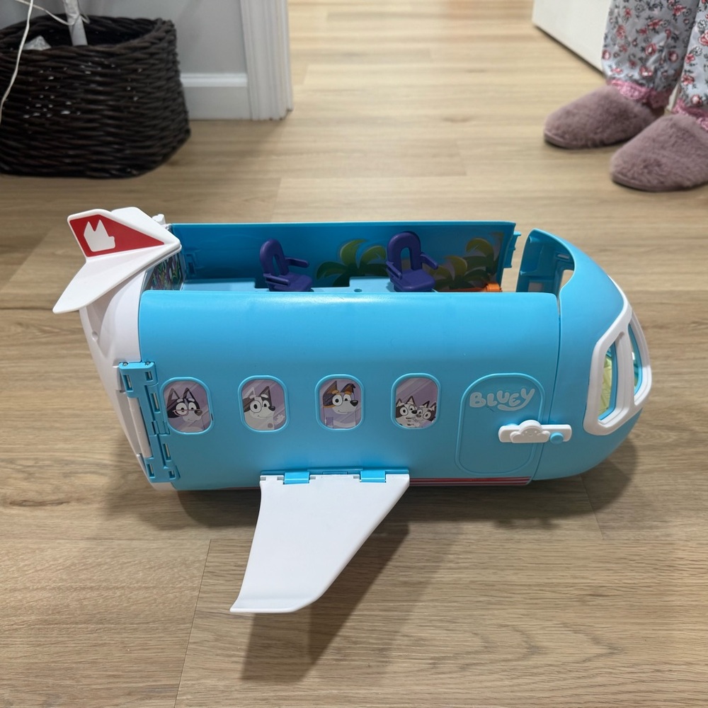 Bluey Adventure Plane Playset - Blue and White